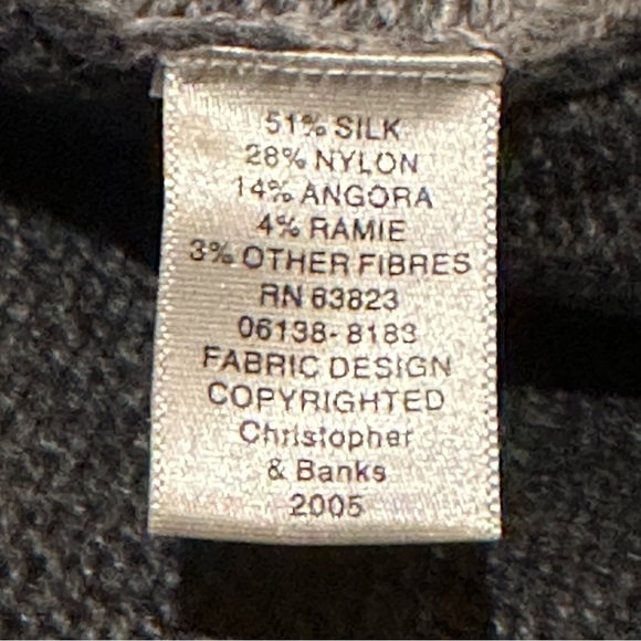 Christopher & Banks Gray and White Snowflake Medallion Silk Angora Sweater Large - Picture 8 of 8